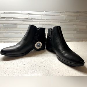 Baretraps Women's Marconi Bootie Sz 8.5 - NWT